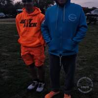 Kontrastiger Outfit!